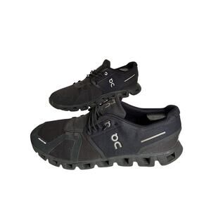 On Running Cloud Black Sneakers Mens 10.5 Athletic Running Shoes Swiss